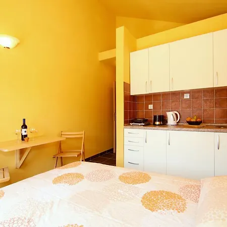 Apartment More *